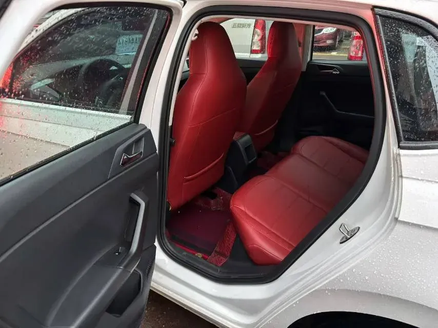 2021 Bestune T55 1.5T 169HP L4 7DCT,autocango,china used car exporter,china ev exporter,chinese used car exporter,chinese used ev exporter