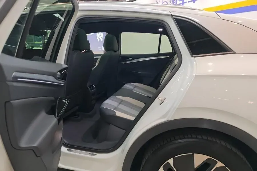 2022 Volkswagen ID.4 Crozz BEV 84.8KWH,autocango,china used car exporter,china ev exporter,chinese used car exporter,chinese used ev exporter