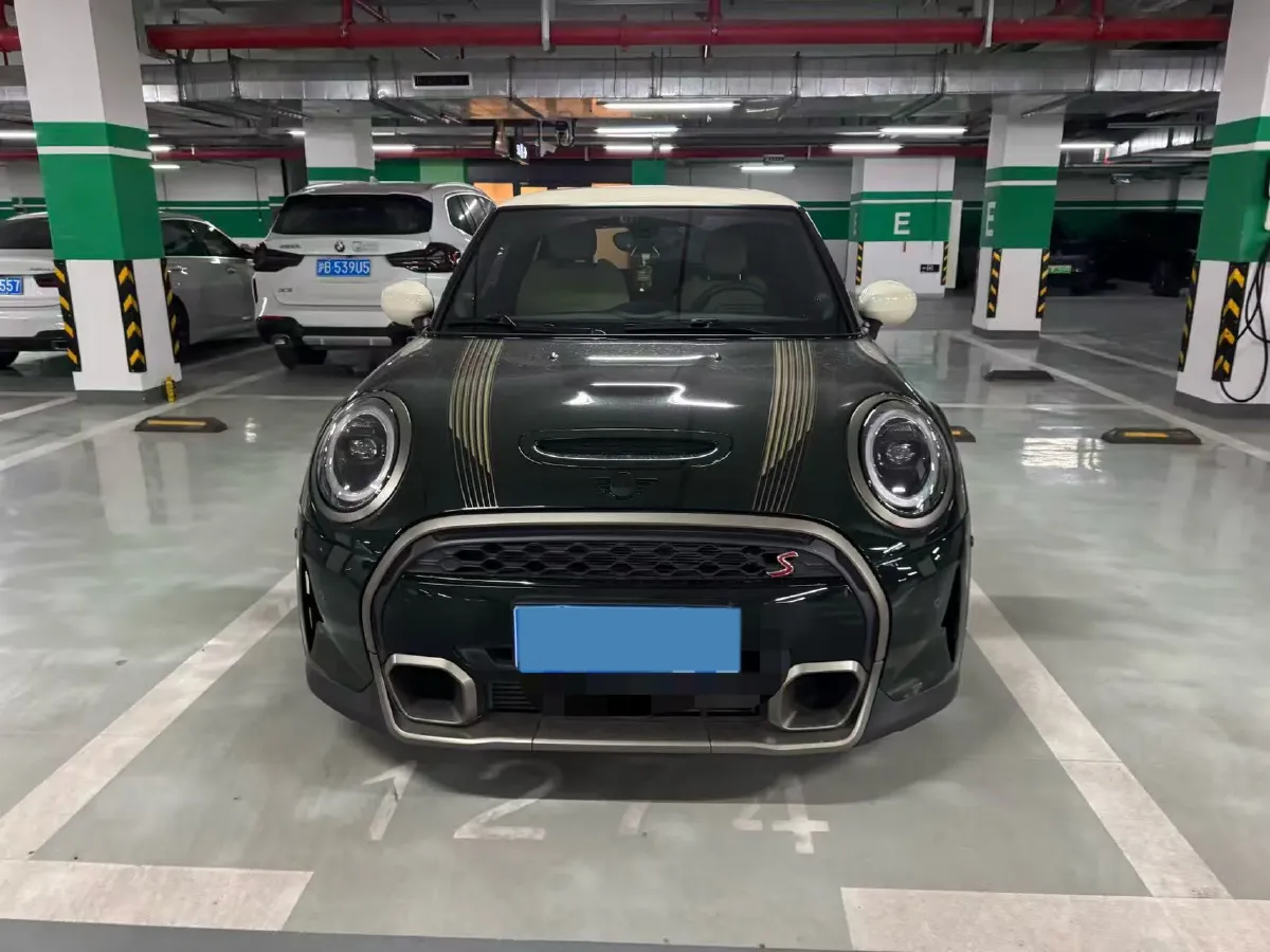2023 MINI MINI 2.0T 178HP L4 7DCT,autocango,china used car exporter,china ev exporter,chinese used car exporter,chinese used ev exporter