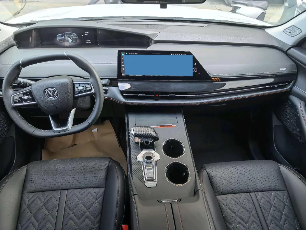 2021 ChangAn UNI-K 2.0T 233HP L4 8AT,autocango,china used car exporter,china ev exporter,chinese used car exporter,chinese used ev exporter