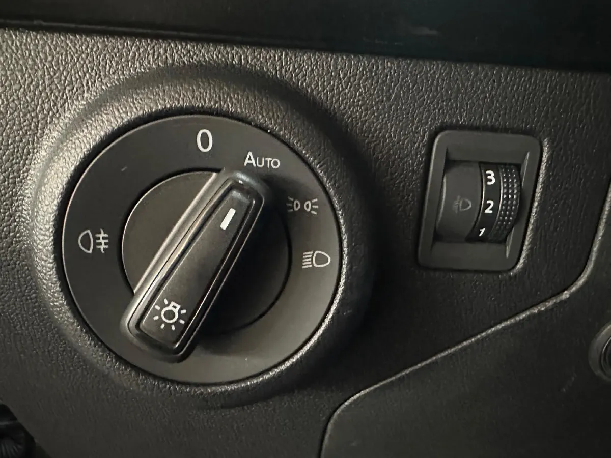 2023 Jetta VS7 1.4T 150HP L4 6AT,autocango,china used car exporter,china ev exporter,chinese used car exporter,chinese used ev exporter