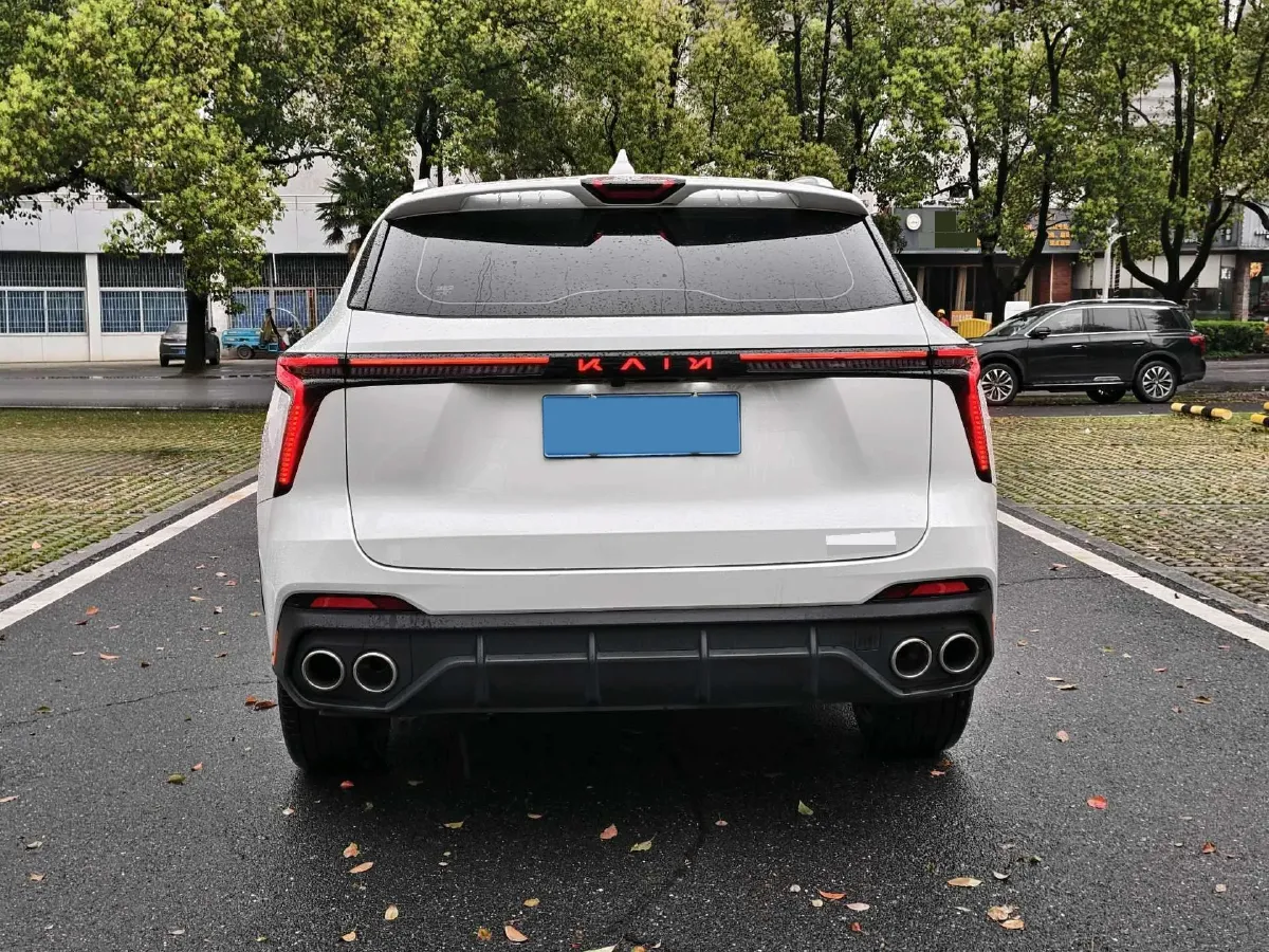 2023 Chery Exploration 06 1.6T 197HP L4 7DCT,autocango,china used car exporter,china ev exporter,chinese used car exporter,chinese used ev exporter