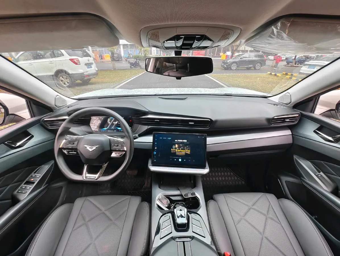 2023 Chery Exploration 06 1.6T 197HP L4 7DCT,autocango,china used car exporter,china ev exporter,chinese used car exporter,chinese used ev exporter