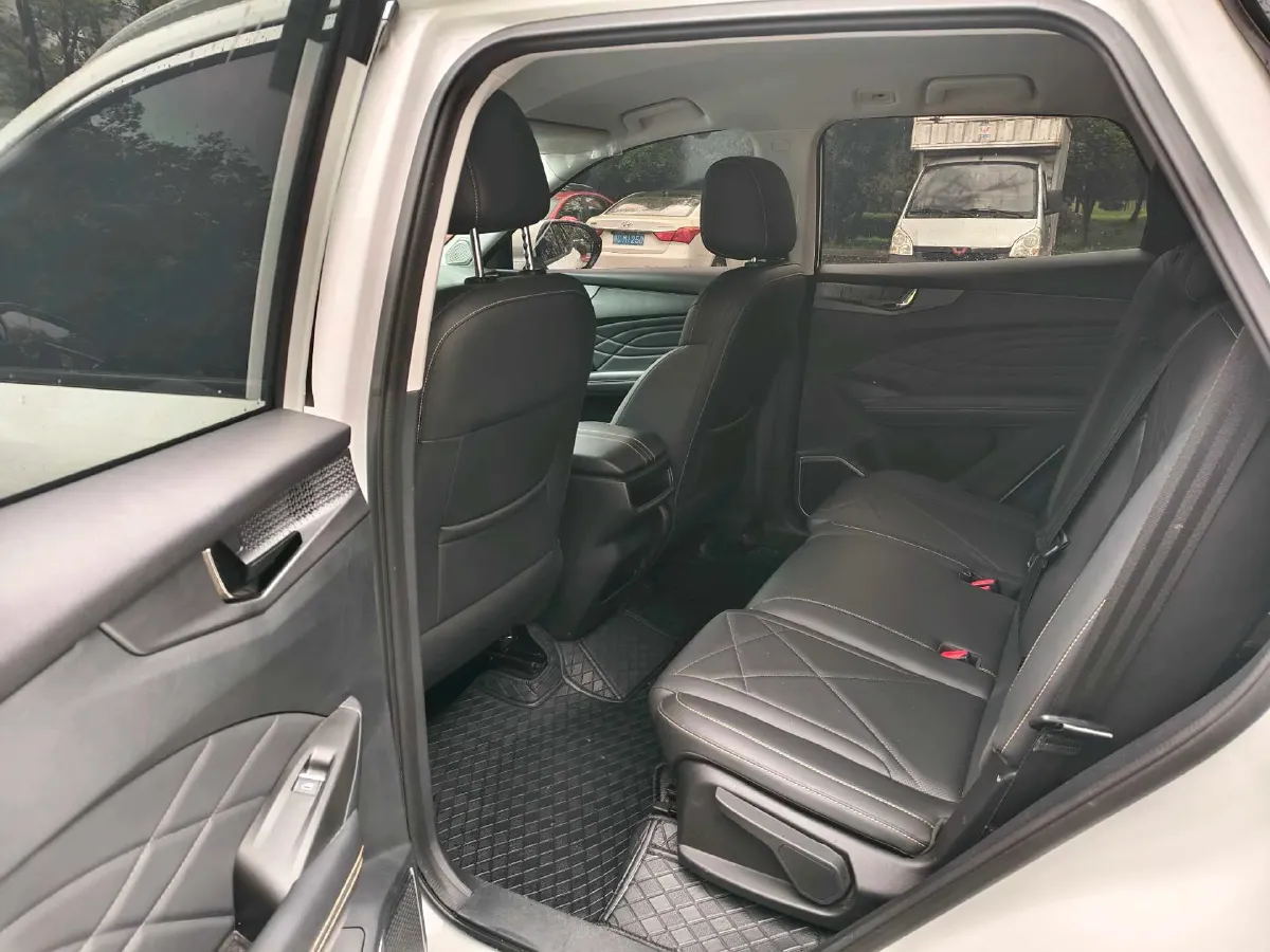 2023 Chery Exploration 06 1.6T 197HP L4 7DCT,autocango,china used car exporter,china ev exporter,chinese used car exporter,chinese used ev exporter