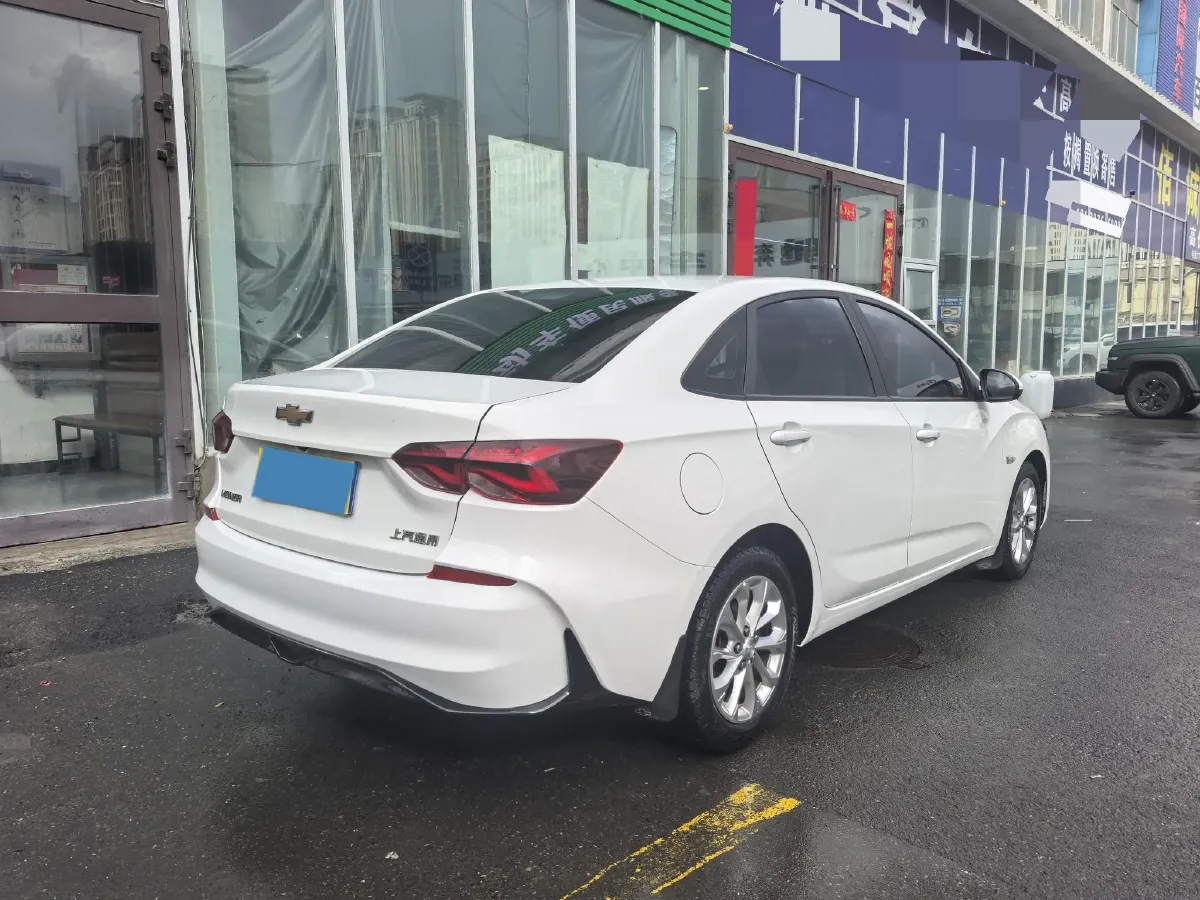 2023 Chevrolet Monza 1.5L 113HP L4 6DCT,autocango,china used car exporter,china ev exporter,chinese used car exporter,chinese used ev exporter