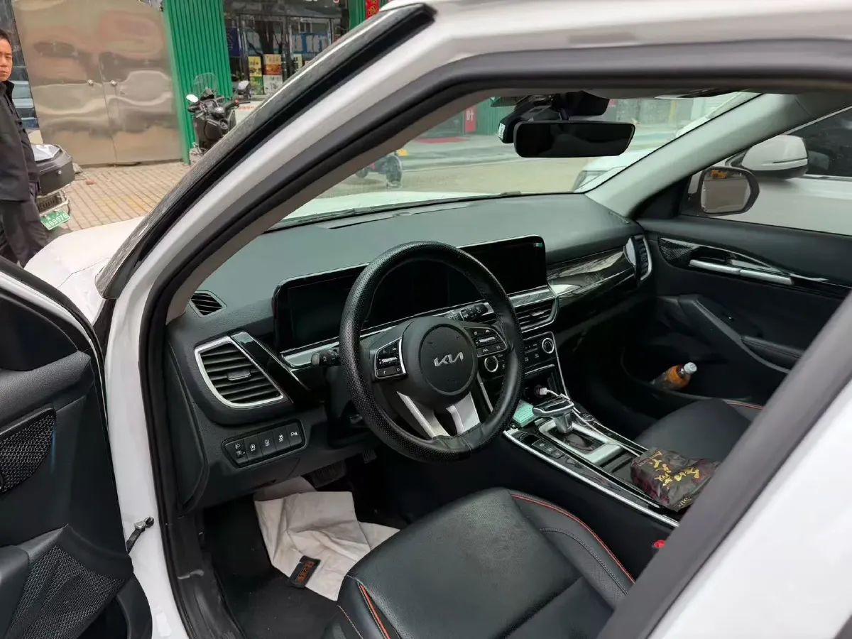 2023 Kia Seltos 1.5L 115HP L4 CVT,autocango,china used car exporter,china ev exporter,chinese used car exporter,chinese used ev exporter