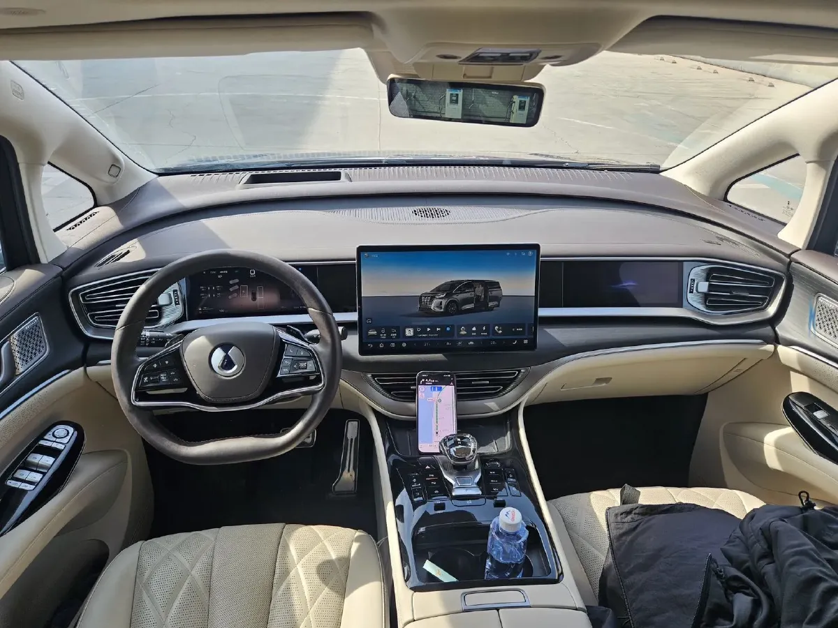 2025 Denza D9 1.5T 156HP L4 E-CVT PHEV 40KWH,autocango,china used car exporter,china ev exporter,chinese used car exporter,chinese used ev exporter