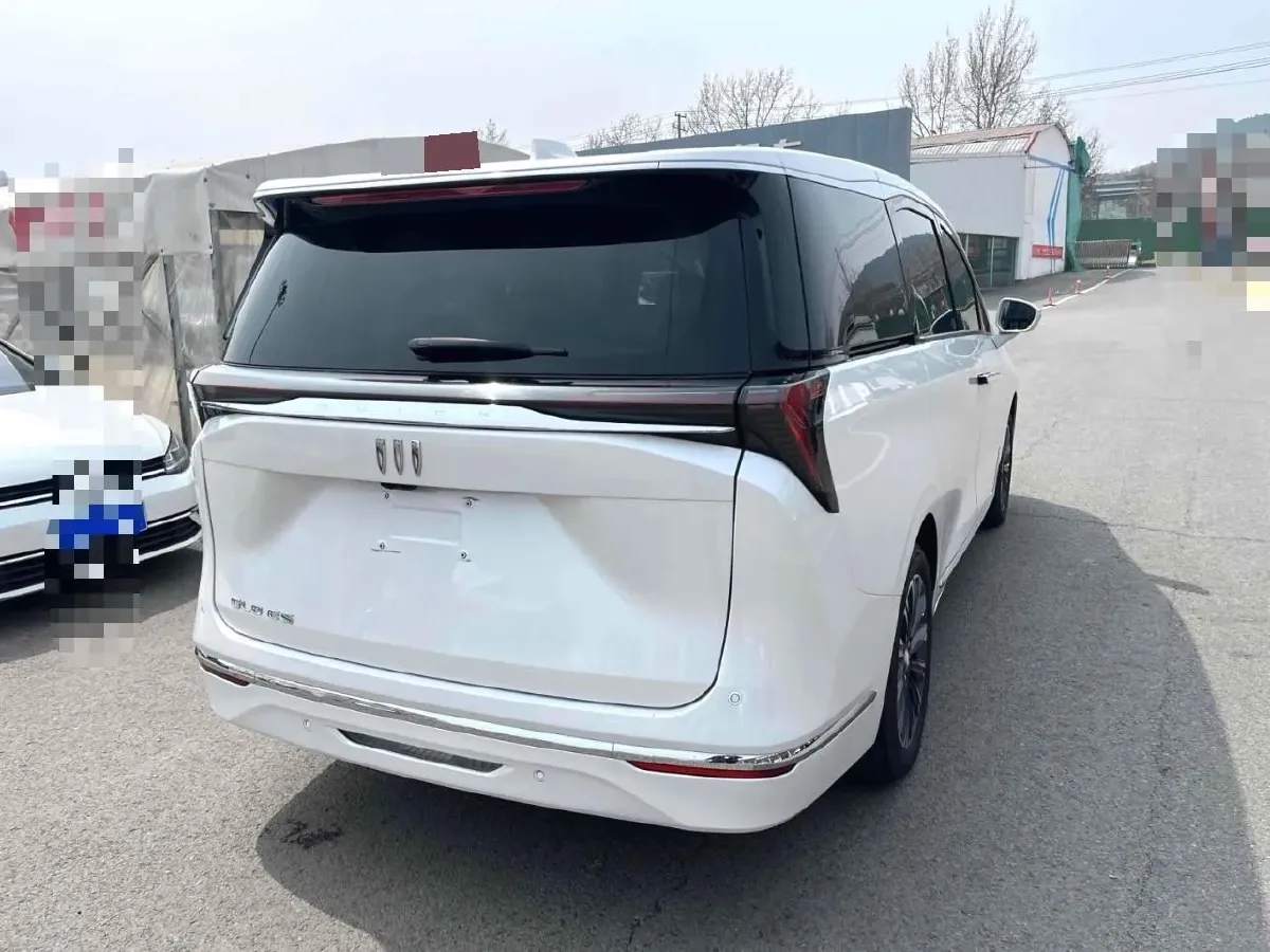 2025 Buick GL8 2.0T 237HP L4 9AT,autocango,china used car exporter,china ev exporter,chinese used car exporter,chinese used ev exporter