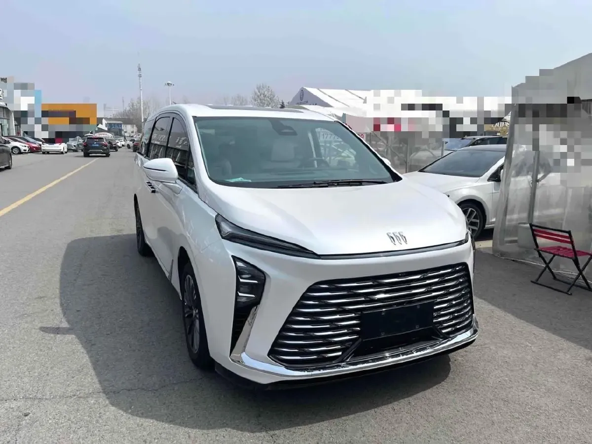 2025 Buick GL8 2.0T 237HP L4 9AT,autocango,china used car exporter,china ev exporter,chinese used car exporter,chinese used ev exporter