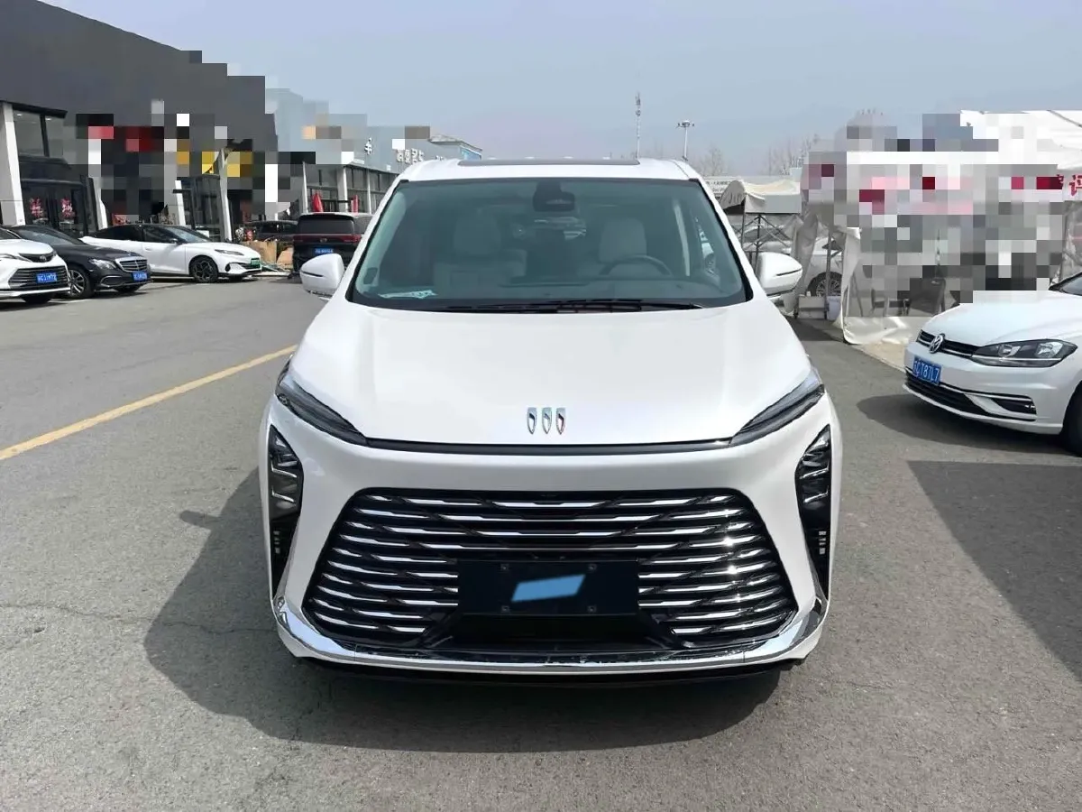 2025 Buick GL8 2.0T 237HP L4 9AT,autocango,china used car exporter,china ev exporter,chinese used car exporter,chinese used ev exporter
