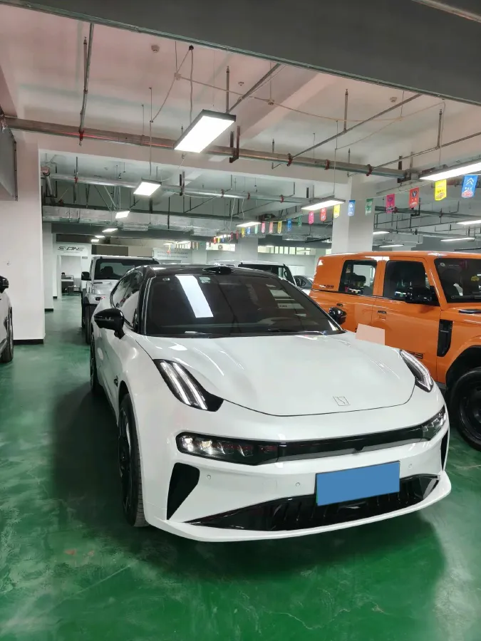 2025 Zeekr 001 BEV 100KWH,autocango,china used car exporter,china ev exporter,chinese used car exporter,chinese used ev exporter