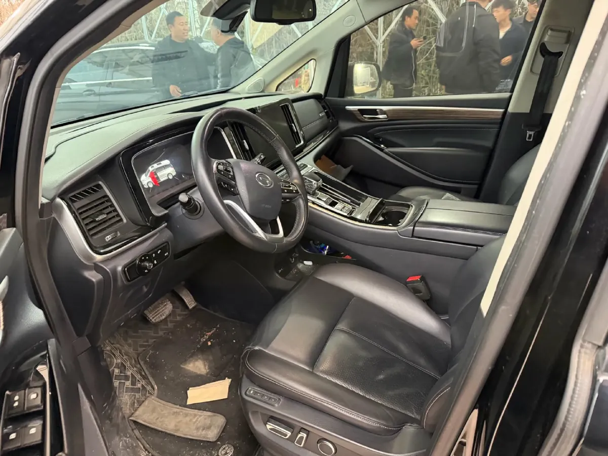 2021 GAC Trumpchi M8 2.0T 252HP L4 8AT,autocango,china used car exporter,china ev exporter,chinese used car exporter,chinese used ev exporter