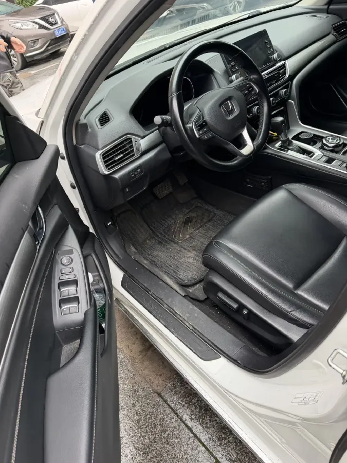 2019 Honda Inspire 1.5T 194HP L4 CVT,autocango,china used car exporter,china ev exporter,chinese used car exporter,chinese used ev exporter