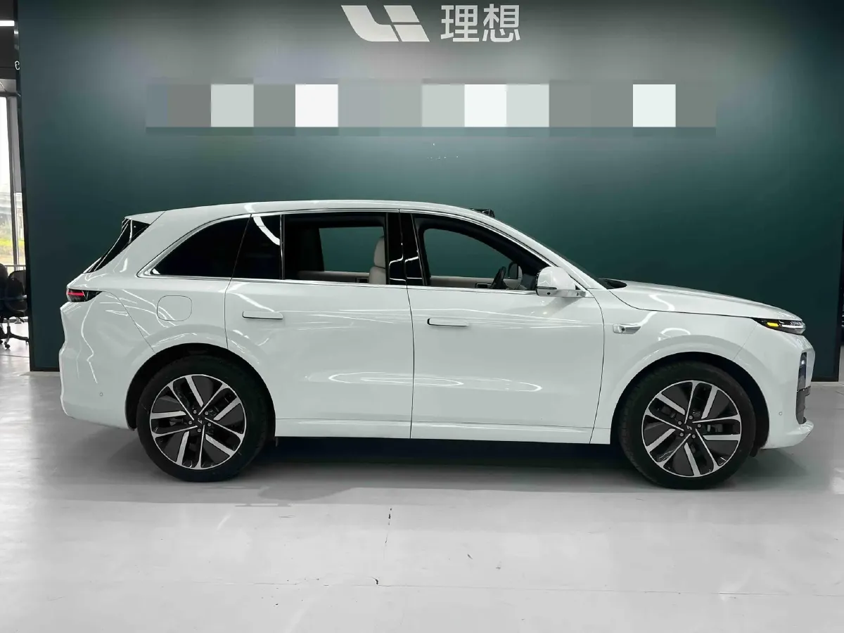 2024 Li L6 Range Extended 154HP L4 REEV 36.8KWH,autocango,china used car exporter,china ev exporter,chinese used car exporter,chinese used ev exporter