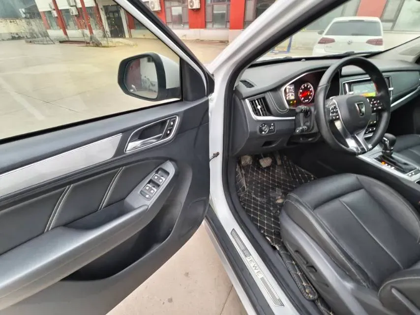 2020 Roewe i6 1.5T 169HP L4 7DCT,autocango,china used car exporter,china ev exporter,chinese used car exporter,chinese used ev exporter