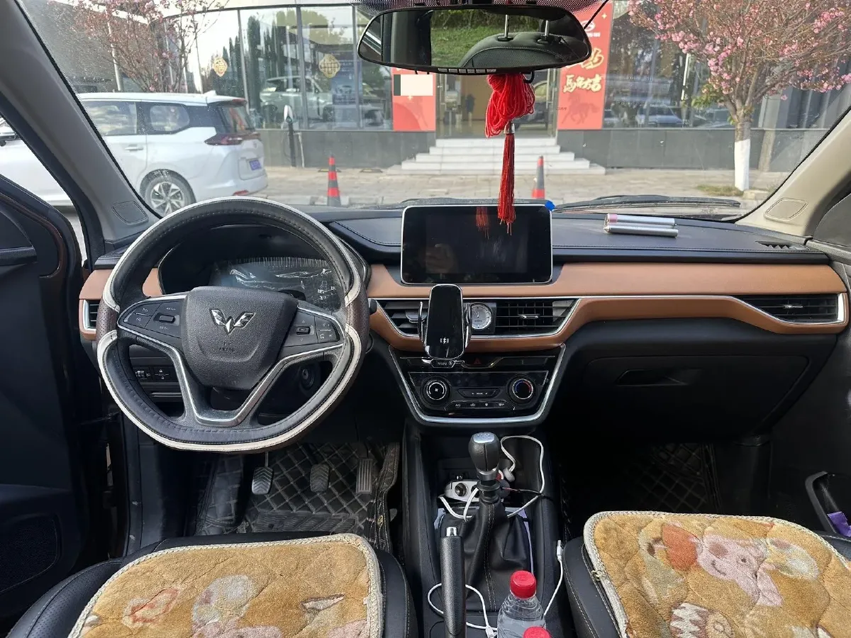 2019 WuLing HongGuang S3 1.5L 112HP L4 6MT,autocango,china used car exporter,china ev exporter,chinese used car exporter,chinese used ev exporter