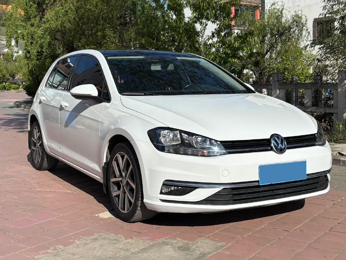 2020 Volkswagen Golf 1.4T 150HP L4 7DCT,autocango,china used car exporter,china ev exporter,chinese used car exporter,chinese used ev exporter