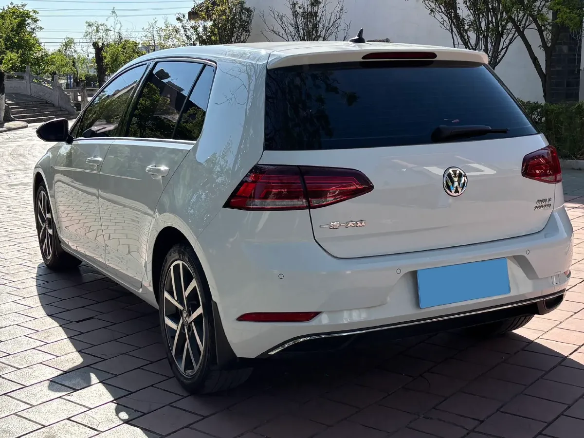 2020 Volkswagen Golf 1.4T 150HP L4 7DCT,autocango,china used car exporter,china ev exporter,chinese used car exporter,chinese used ev exporter