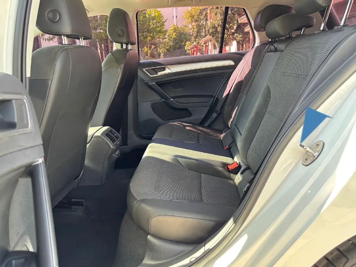 2020 Volkswagen Golf 1.4T 150HP L4 7DCT,autocango,china used car exporter,china ev exporter,chinese used car exporter,chinese used ev exporter