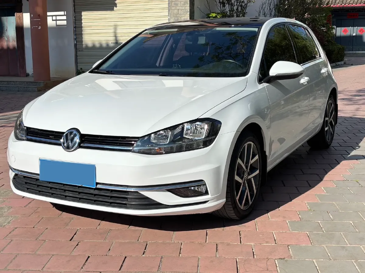 2020 Volkswagen Golf 1.4T 150HP L4 7DCT,autocango,china used car exporter,china ev exporter,chinese used car exporter,chinese used ev exporter