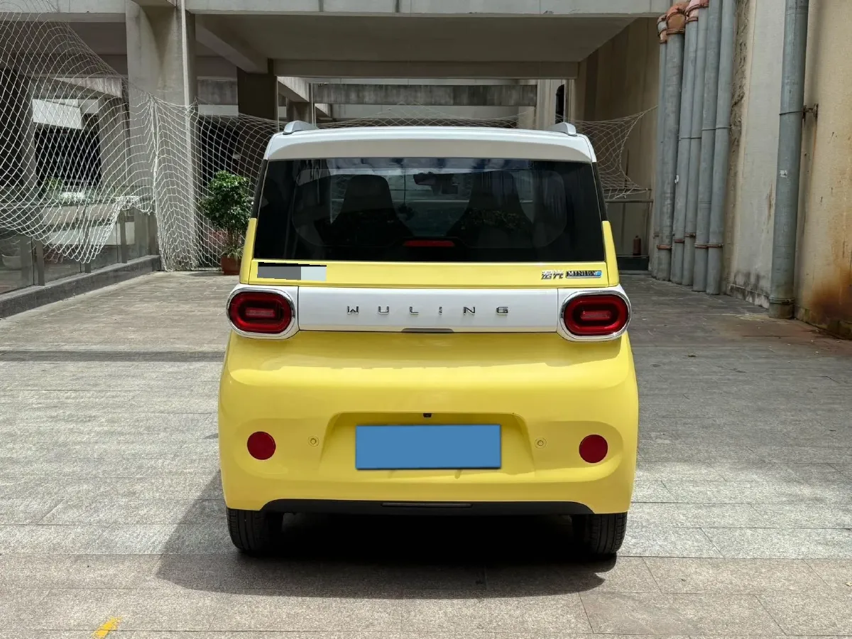 2024 WuLing HongGuang MINI EV BEV 17.3KWH,autocango,china used car exporter,china ev exporter,chinese used car exporter,chinese used ev exporter