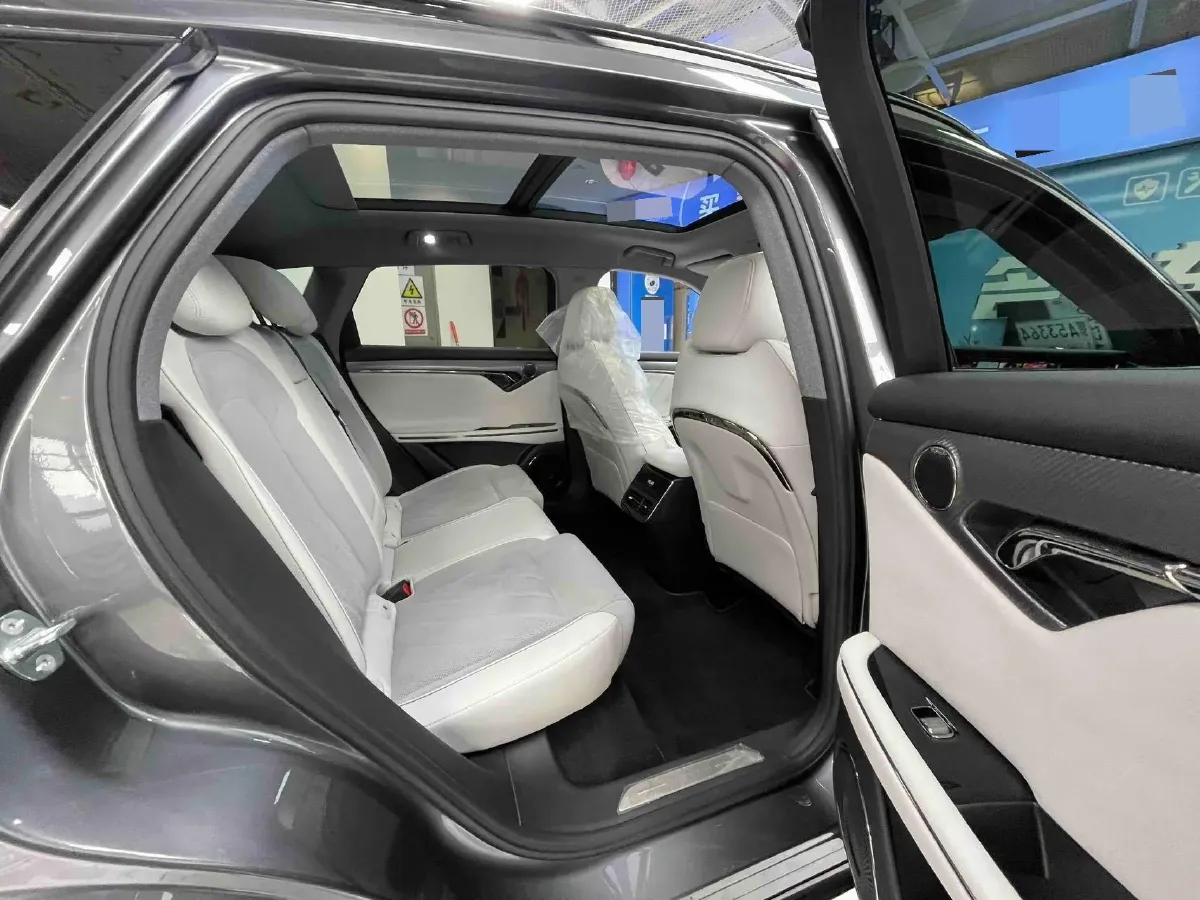 2025 Voyah FREE 1.5T 150HP L4 REEV 43KWH,autocango,china used car exporter,china ev exporter,chinese used car exporter,chinese used ev exporter