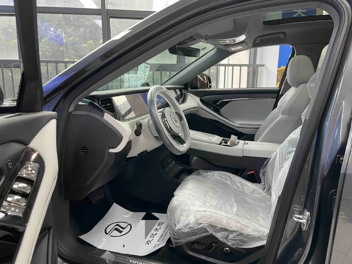 2025 Voyah FREE 1.5T 150HP L4 REEV 43KWH,autocango,china used car exporter,china ev exporter,chinese used car exporter,chinese used ev exporter