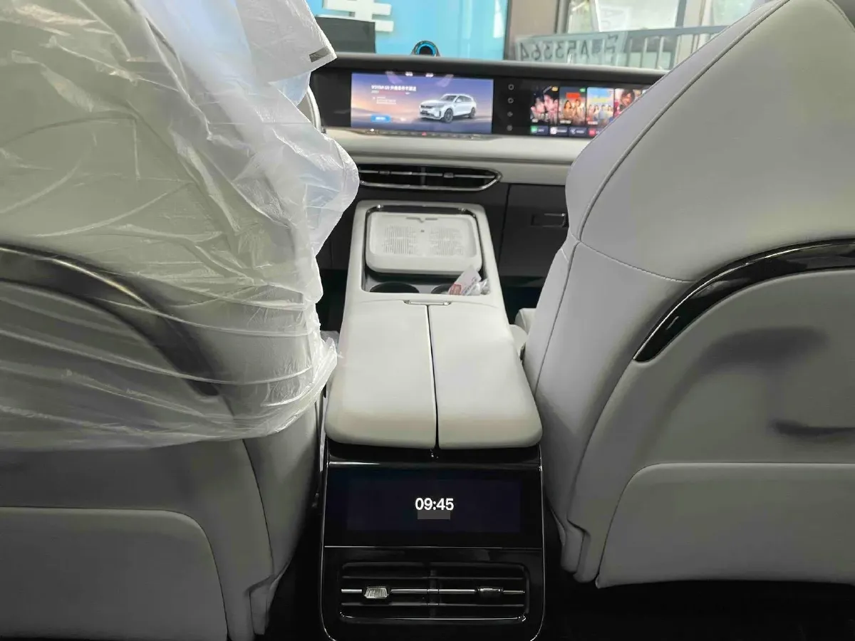 2025 Voyah FREE 1.5T 150HP L4 REEV 43KWH,autocango,china used car exporter,china ev exporter,chinese used car exporter,chinese used ev exporter