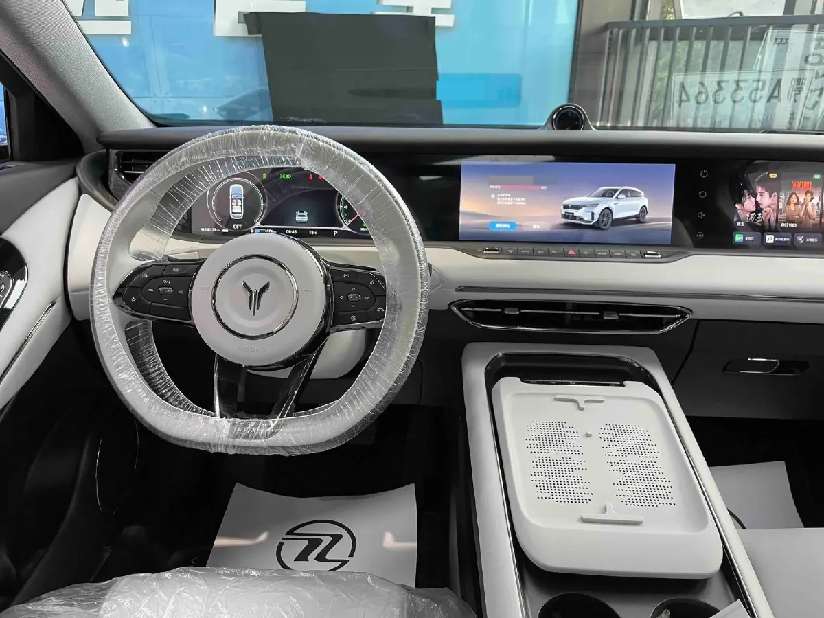 2025 Voyah FREE 1.5T 150HP L4 REEV 43KWH,autocango,china used car exporter,china ev exporter,chinese used car exporter,chinese used ev exporter