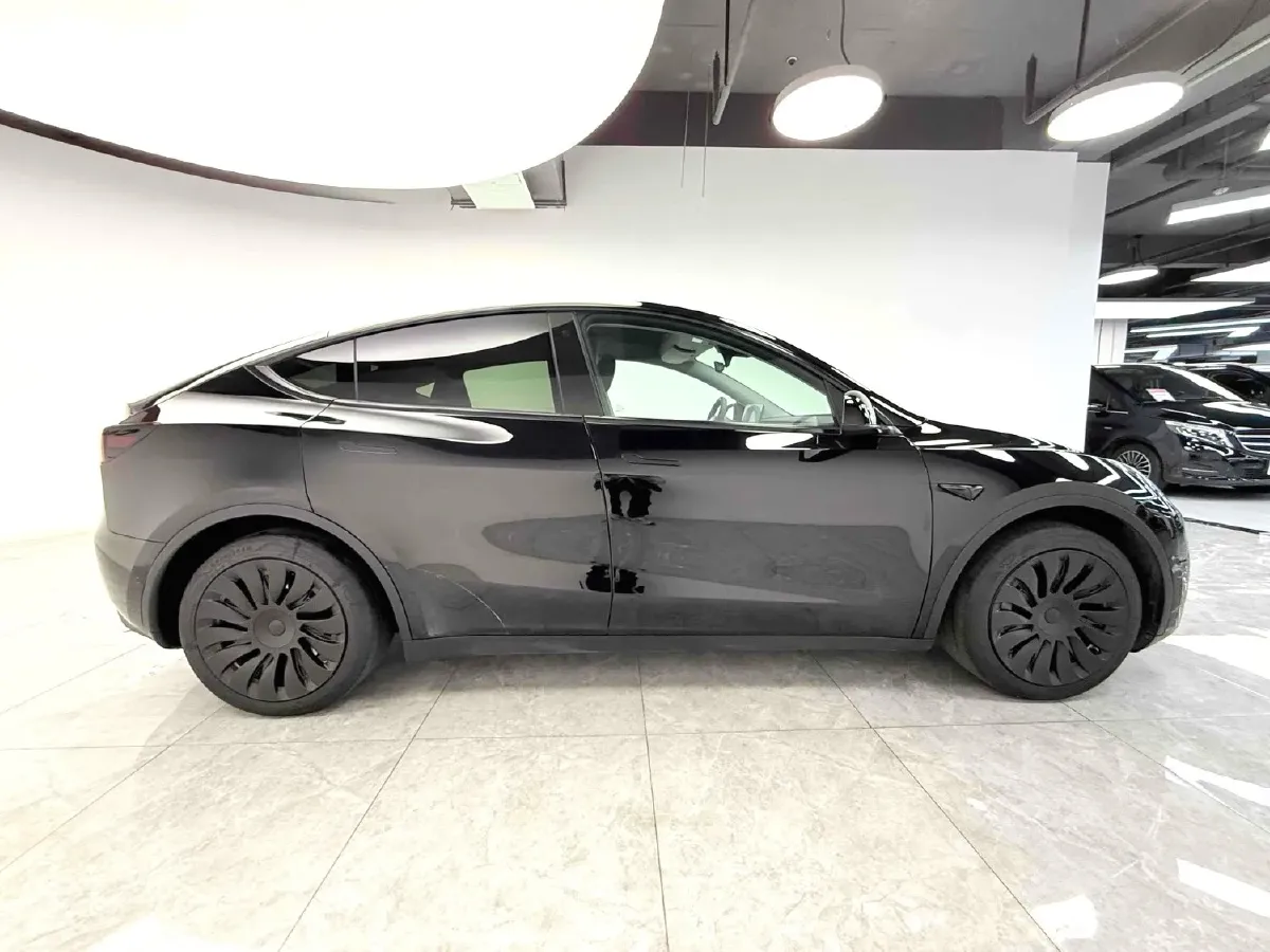 2022 Tesla Model Y BEV 60KWH,autocango,china used car exporter,china ev exporter,chinese used car exporter,chinese used ev exporter