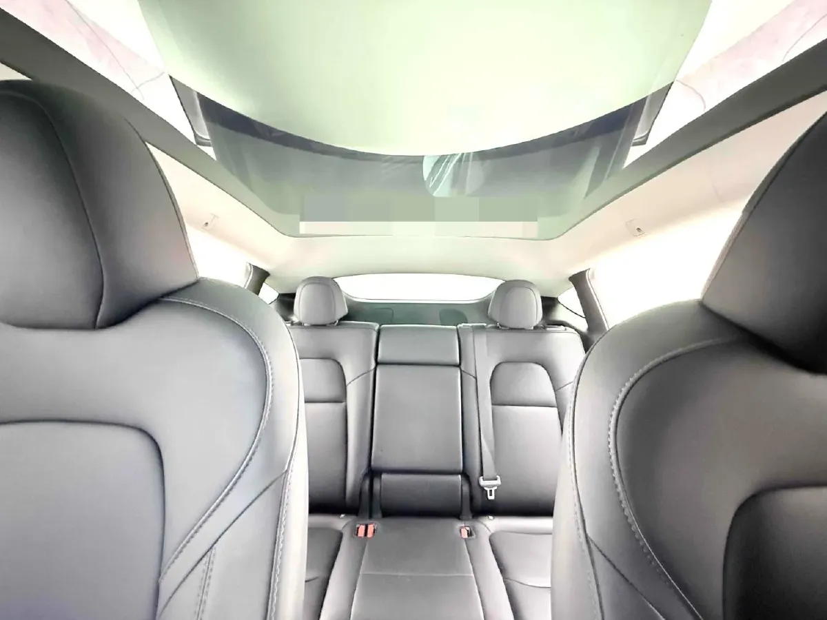 2022 Tesla Model Y BEV 60KWH,autocango,china used car exporter,china ev exporter,chinese used car exporter,chinese used ev exporter