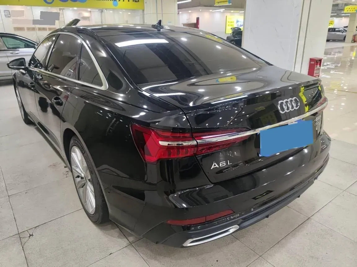 2020 Audi A6L 2.0T 224HP L4 7DCT,autocango,china used car exporter,china ev exporter,chinese used car exporter,chinese used ev exporter