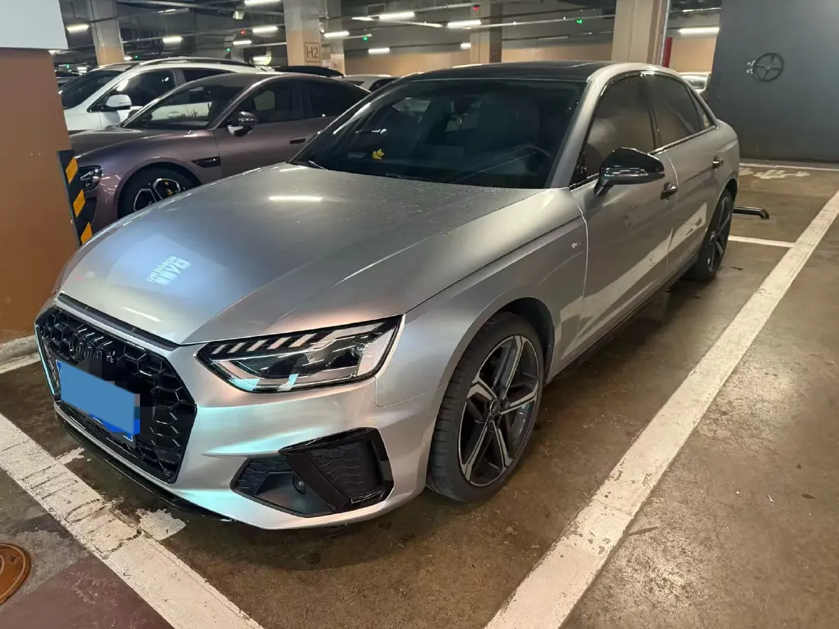 2024 Audi A4L 2.0T 190HP L4 7DCT,autocango,china used car exporter,china ev exporter,chinese used car exporter,chinese used ev exporter