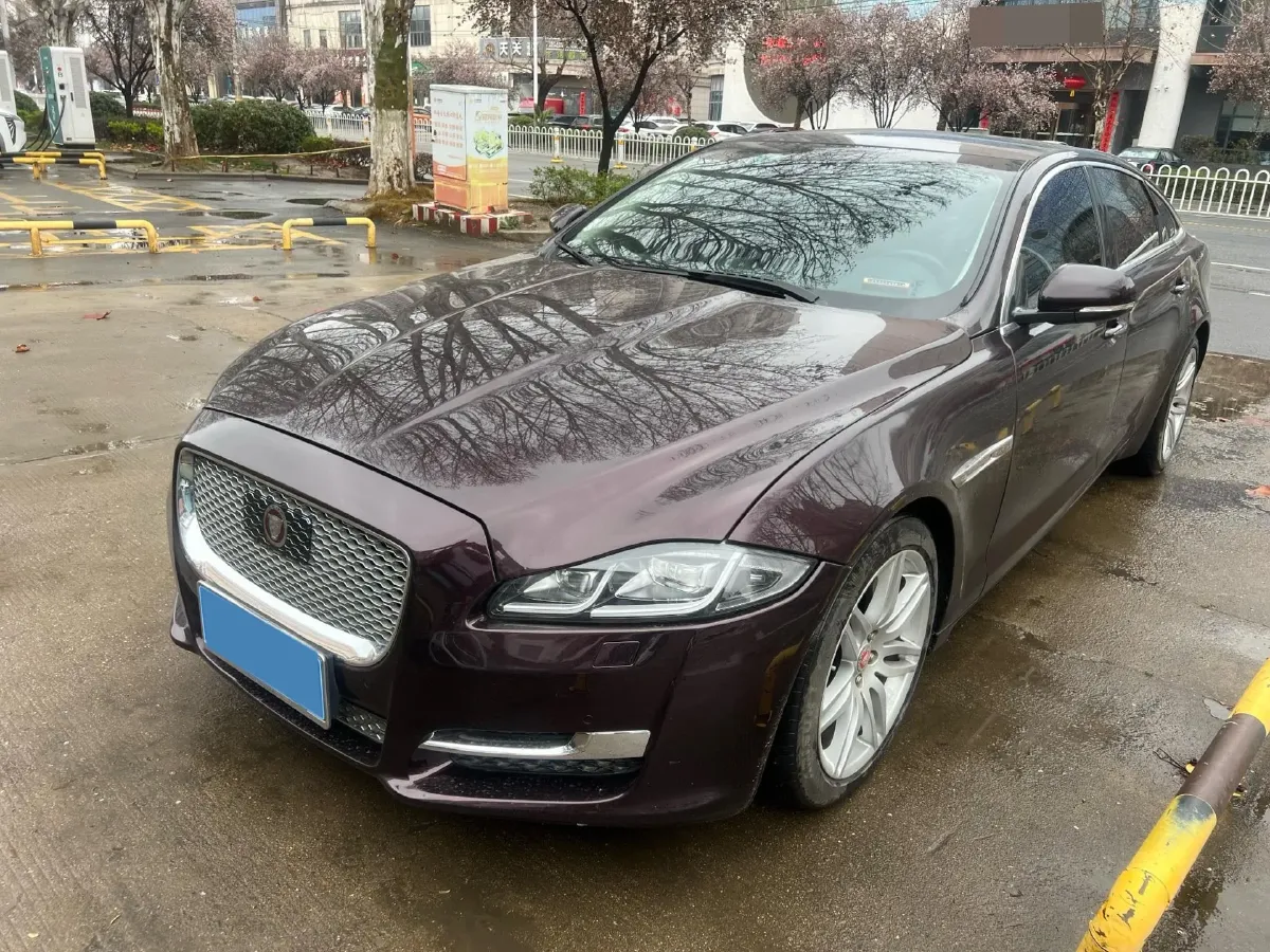 2018 BMW 7 Series 2.0T 258HP L4 8AT,autocango,china used car exporter,china ev exporter,chinese used car exporter,chinese used ev exporter