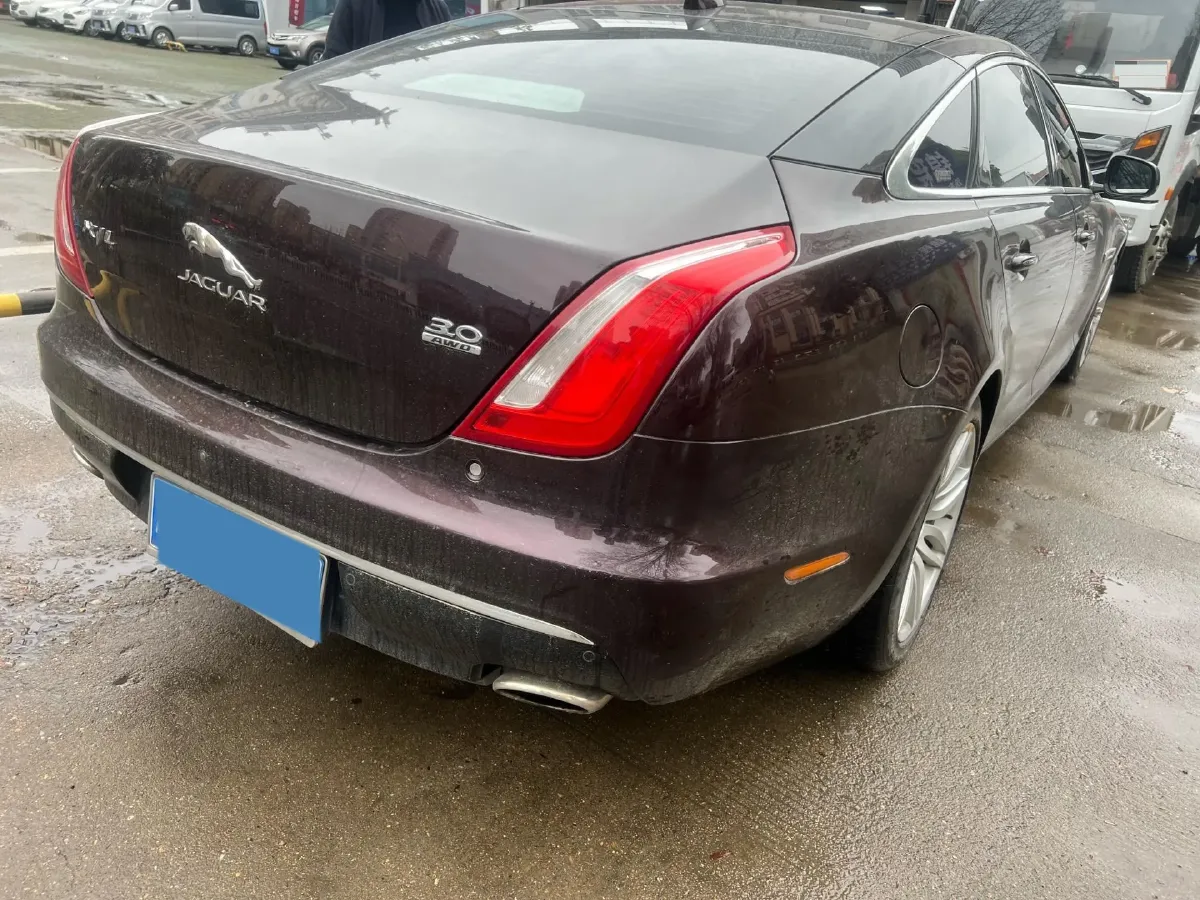 2018 BMW 7 Series 2.0T 258HP L4 8AT,autocango,china used car exporter,china ev exporter,chinese used car exporter,chinese used ev exporter