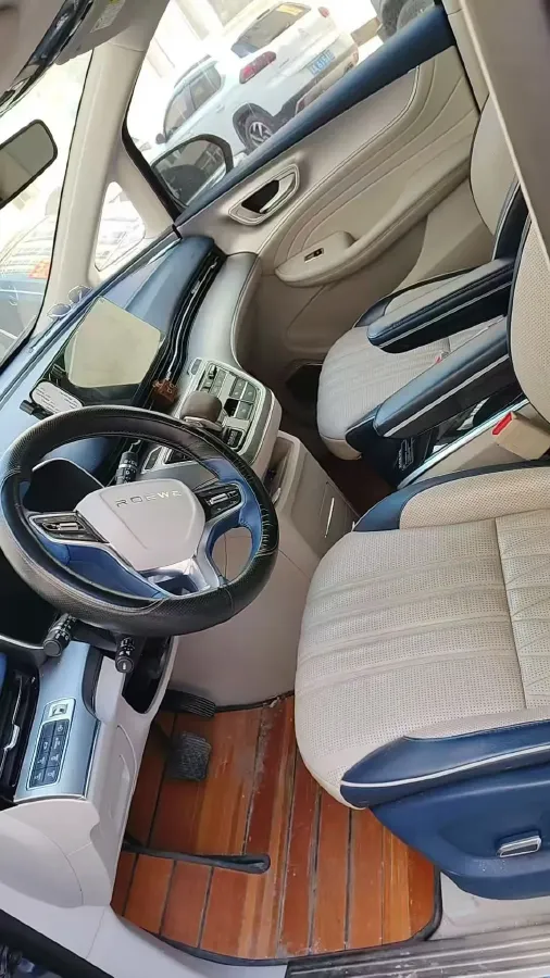 2021 Roewe iMAX8 2.0T 234HP L4 8AT,autocango,china used car exporter,china ev exporter,chinese used car exporter,chinese used ev exporter