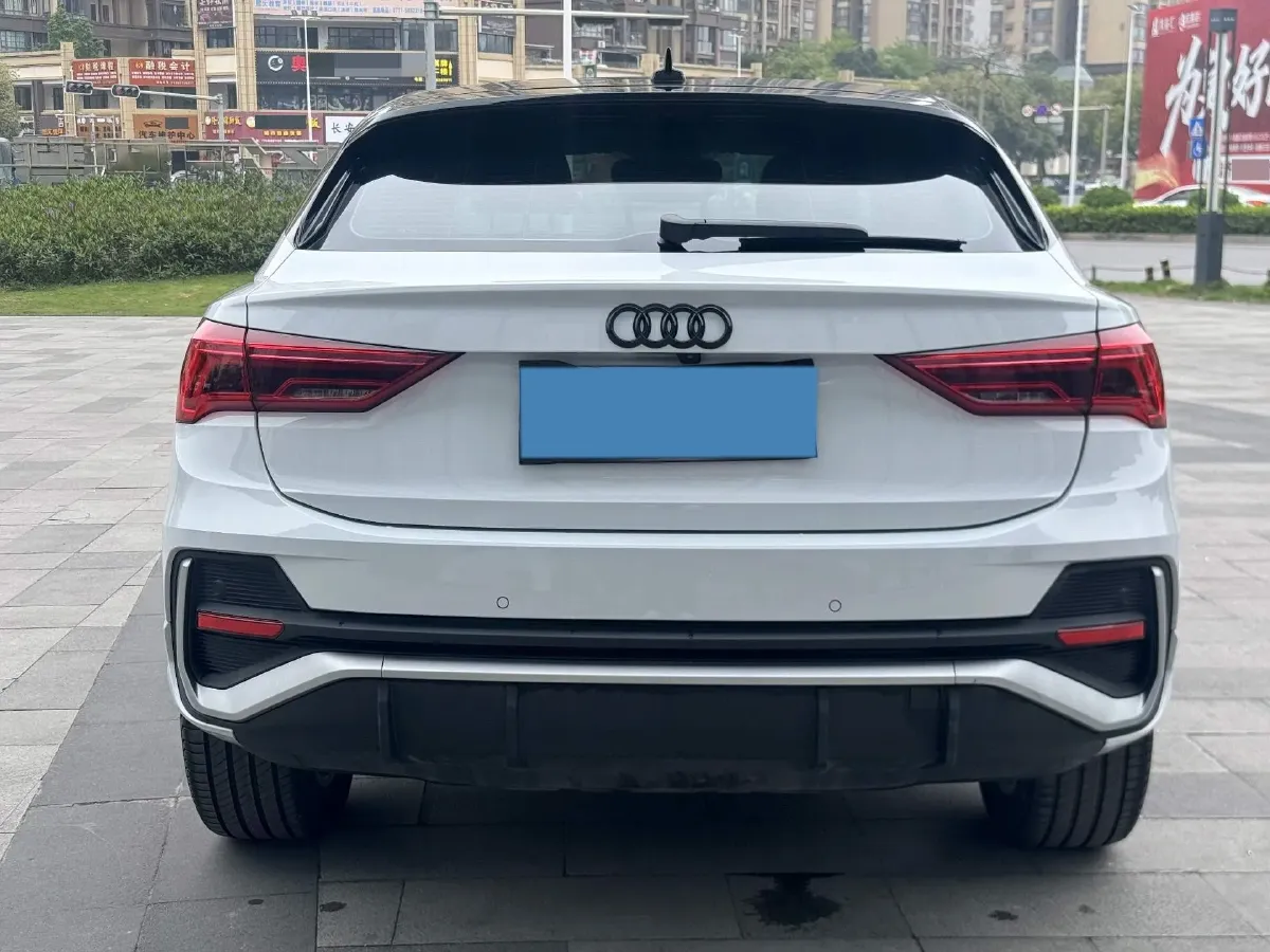 2020 Audi Q3 Sportback 2.0T 186HP L4 7DCT,autocango,china used car exporter,china ev exporter,chinese used car exporter,chinese used ev exporter