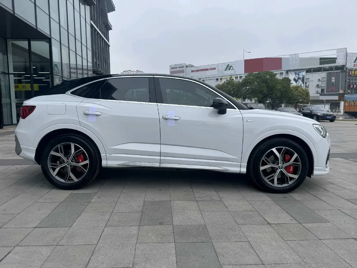 2020 Audi Q3 Sportback 2.0T 186HP L4 7DCT,autocango,china used car exporter,china ev exporter,chinese used car exporter,chinese used ev exporter