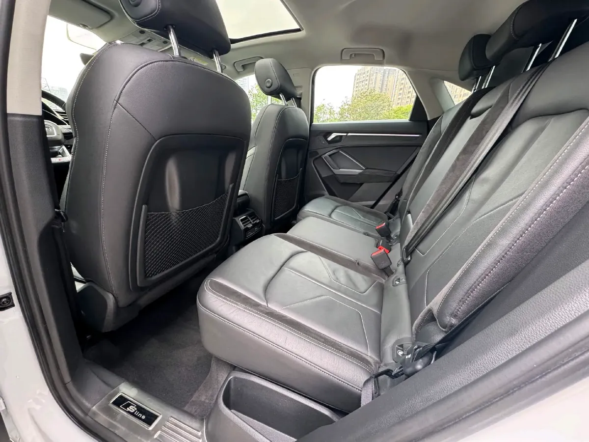 2020 Audi Q3 Sportback 2.0T 186HP L4 7DCT,autocango,china used car exporter,china ev exporter,chinese used car exporter,chinese used ev exporter