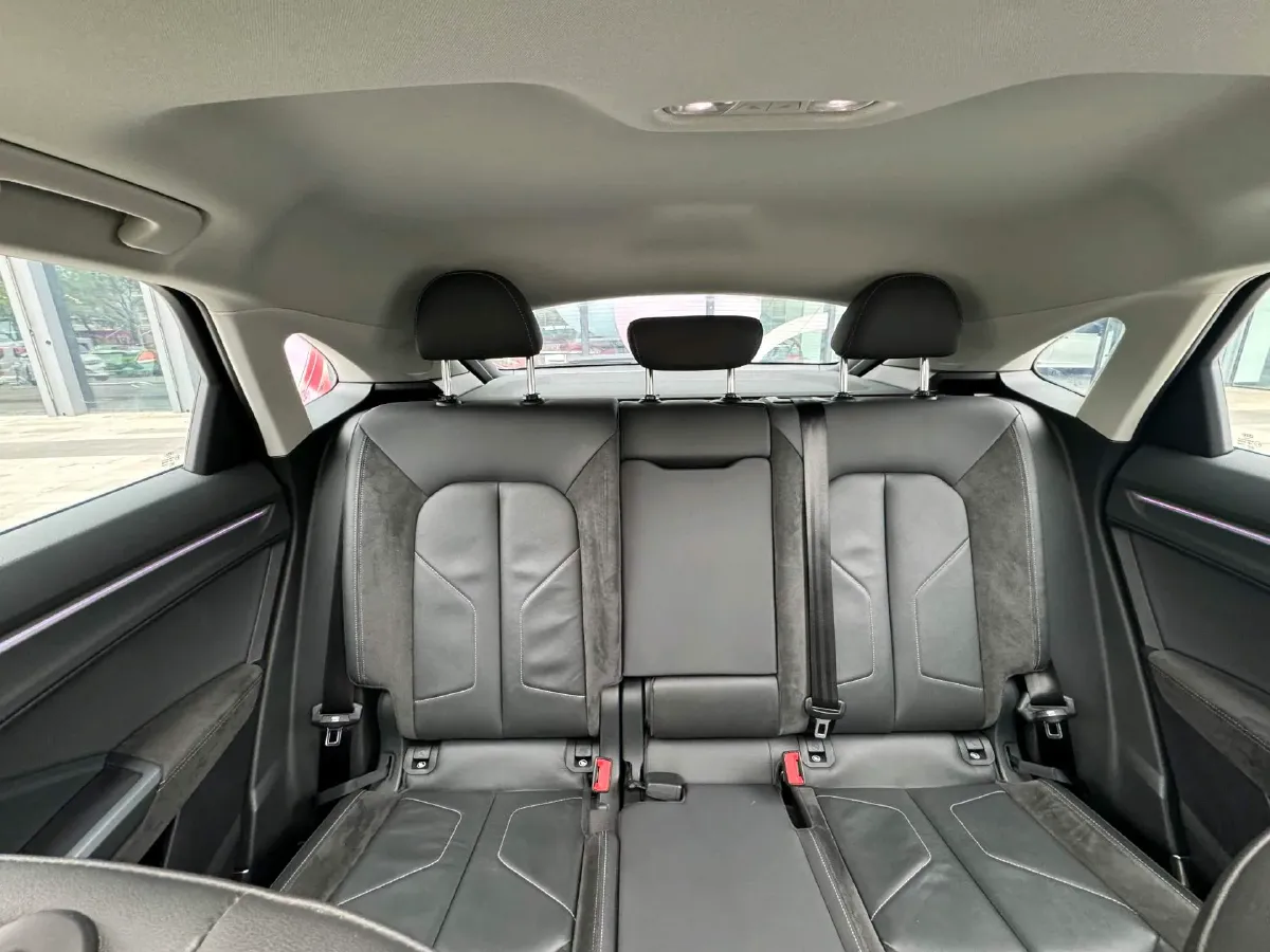 2020 Audi Q3 Sportback 2.0T 186HP L4 7DCT,autocango,china used car exporter,china ev exporter,chinese used car exporter,chinese used ev exporter