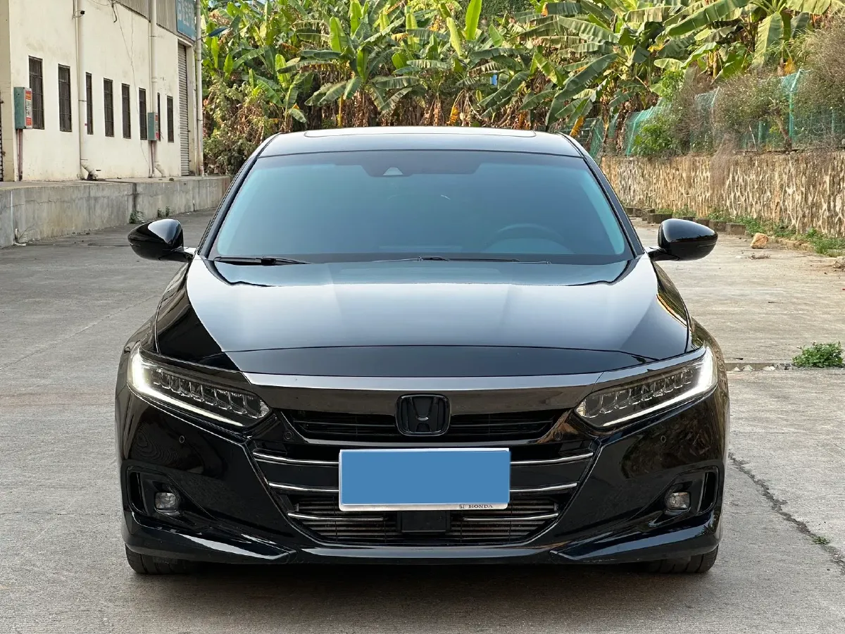 2022 Honda Accord 1.5T 194HP L4 CVT,autocango,china used car exporter,china ev exporter,chinese used car exporter,chinese used ev exporter