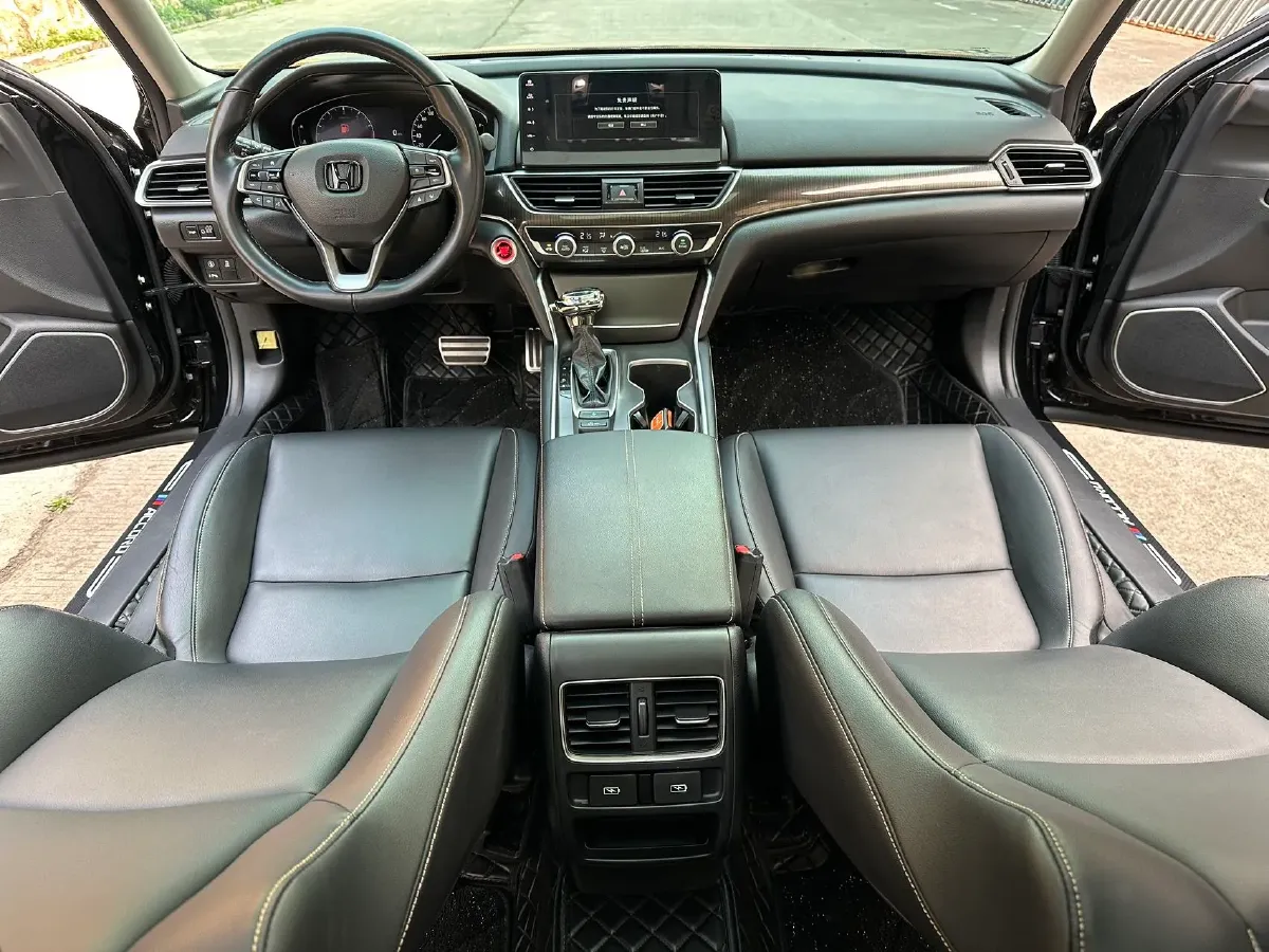 2022 Honda Accord 1.5T 194HP L4 CVT,autocango,china used car exporter,china ev exporter,chinese used car exporter,chinese used ev exporter
