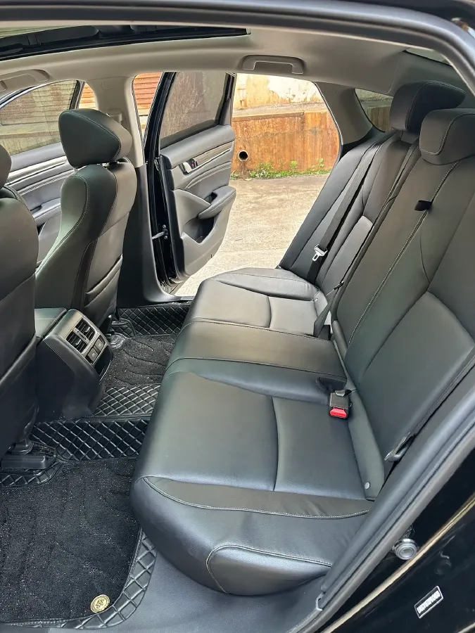 2022 Honda Accord 1.5T 194HP L4 CVT,autocango,china used car exporter,china ev exporter,chinese used car exporter,chinese used ev exporter