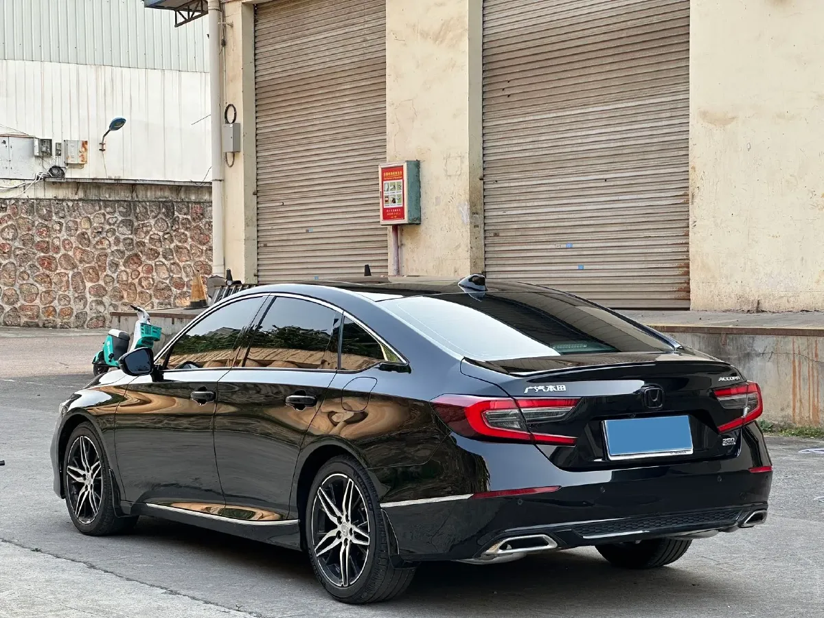 2022 Honda Accord 1.5T 194HP L4 CVT,autocango,china used car exporter,china ev exporter,chinese used car exporter,chinese used ev exporter