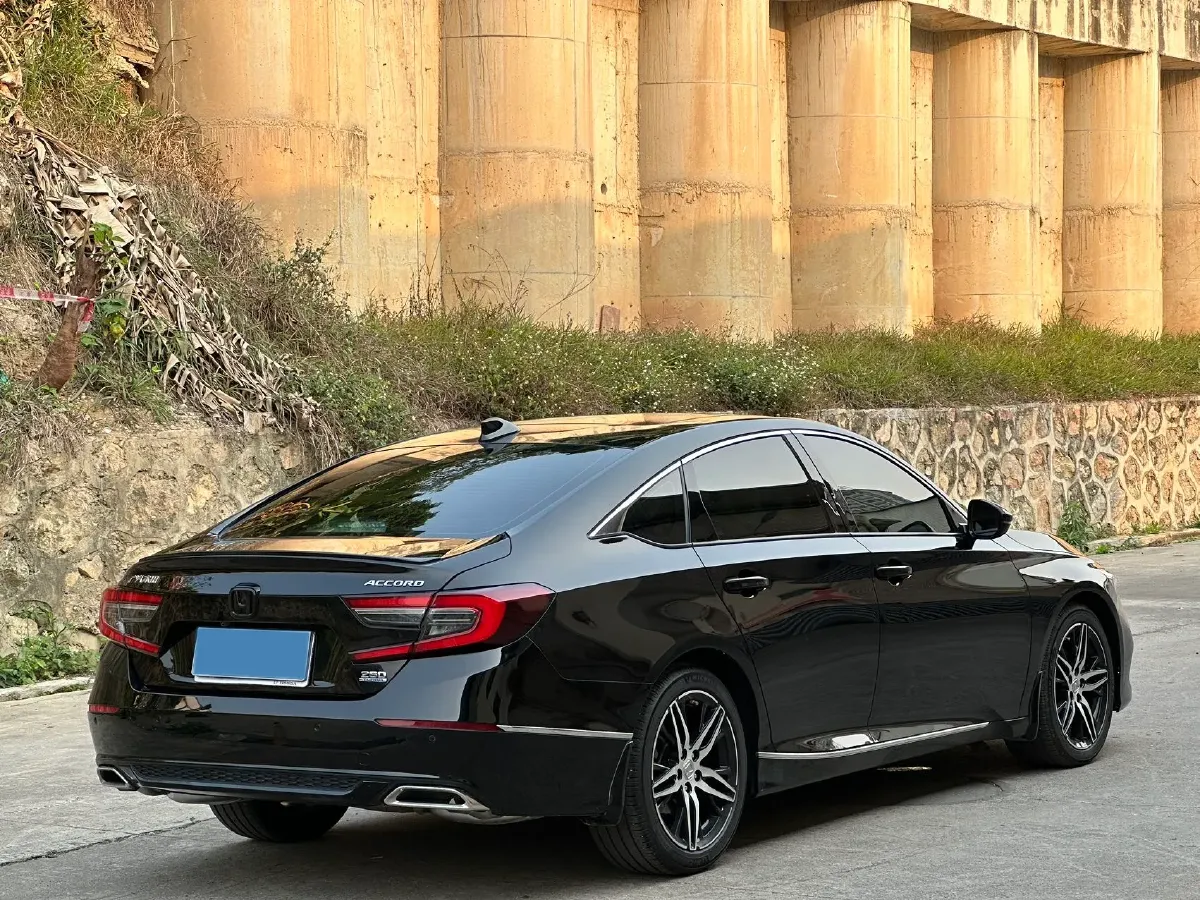 2022 Honda Accord 1.5T 194HP L4 CVT,autocango,china used car exporter,china ev exporter,chinese used car exporter,chinese used ev exporter