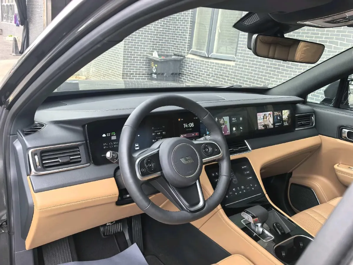 2020 Li ONE Range Extended 131HP REEV 40.5KWH,autocango,china used car exporter,china ev exporter,chinese used car exporter,chinese used ev exporter