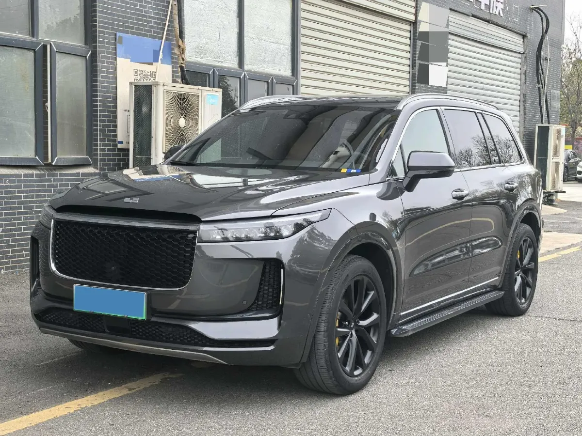 2020 Li ONE Range Extended 131HP REEV 40.5KWH,autocango,china used car exporter,china ev exporter,chinese used car exporter,chinese used ev exporter