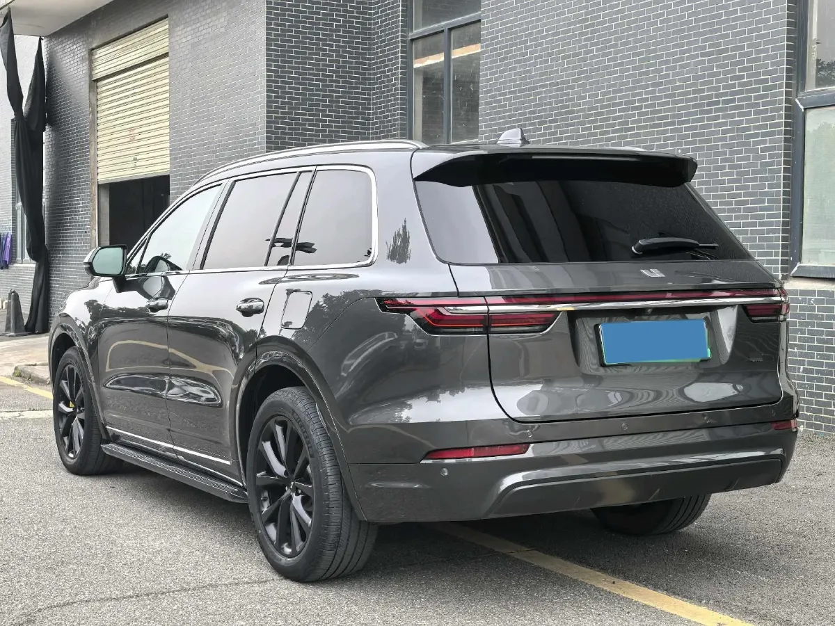 2020 Li ONE Range Extended 131HP REEV 40.5KWH,autocango,china used car exporter,china ev exporter,chinese used car exporter,chinese used ev exporter