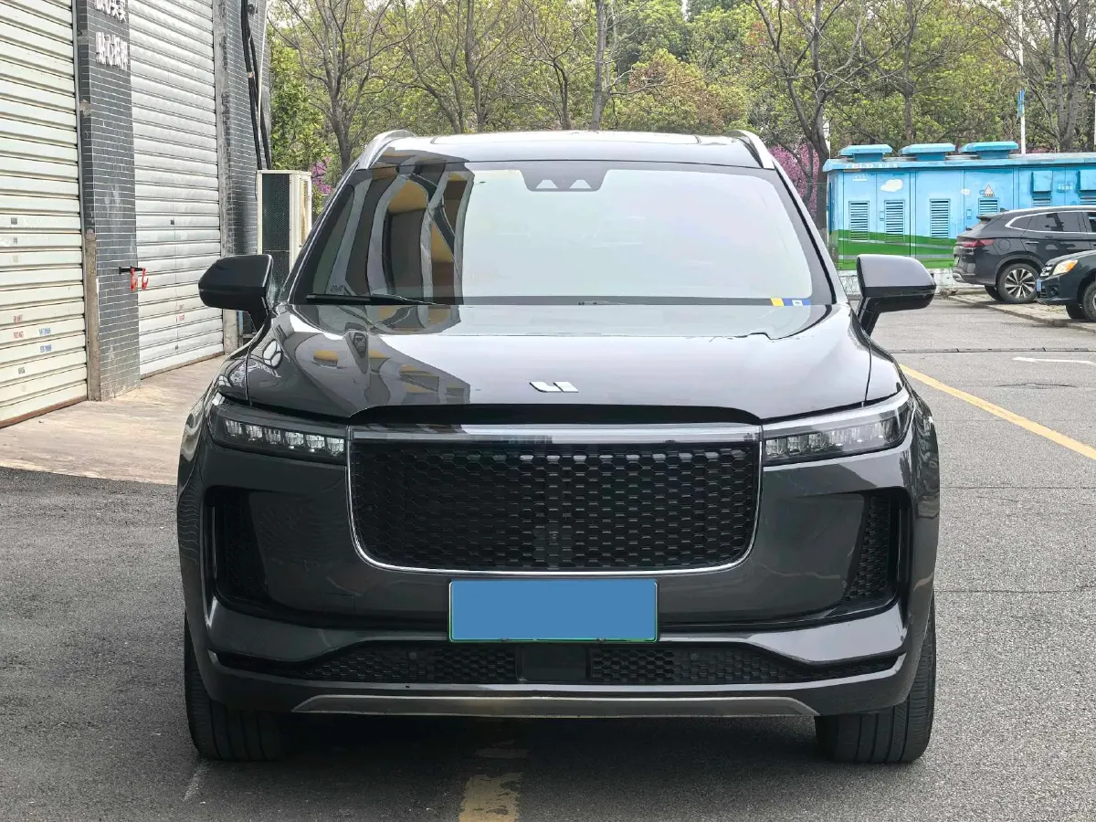 2020 Li ONE Range Extended 131HP REEV 40.5KWH,autocango,china used car exporter,china ev exporter,chinese used car exporter,chinese used ev exporter