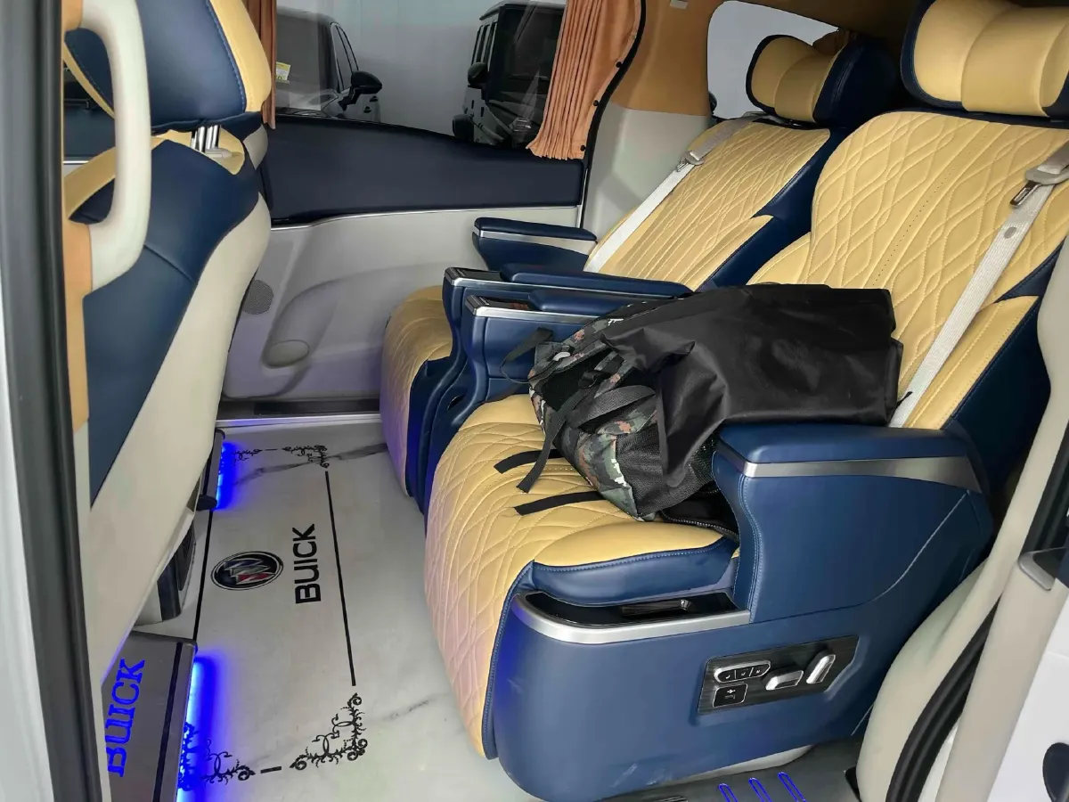 2023 Buick GL8 2.0T 237HP L4 9AT,autocango,china used car exporter,china ev exporter,chinese used car exporter,chinese used ev exporter